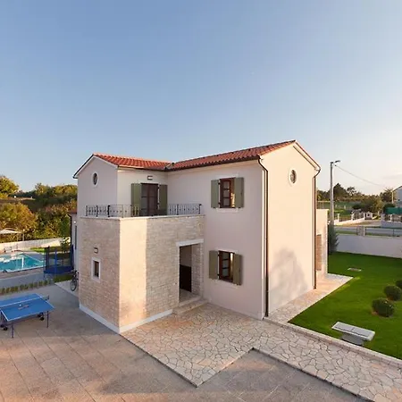 Villa Nikola